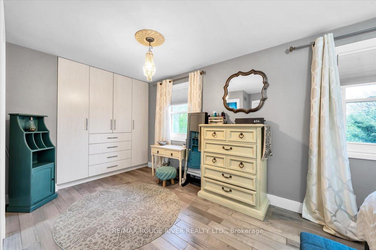 Photo 23 of 716 Stonepath Circle, Pickering, Amberlea — HOMEH