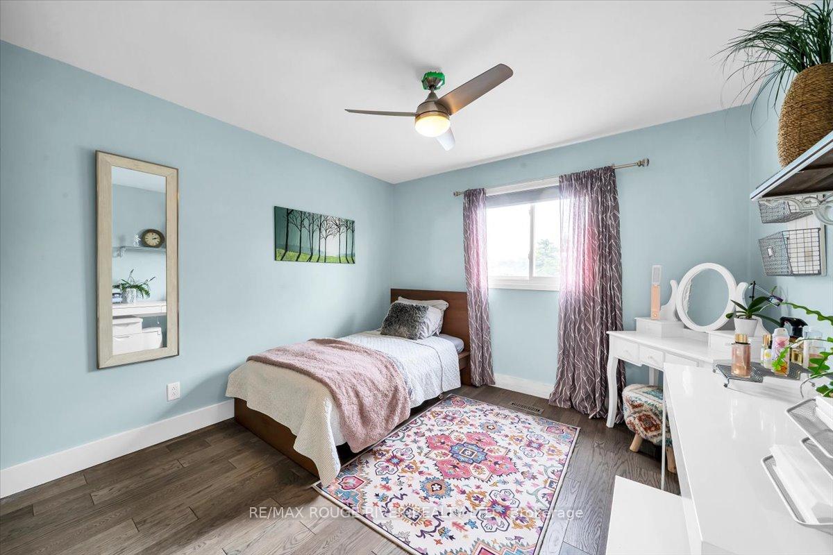 Photo 25 of 716 Stonepath Circle, Pickering, Amberlea — HOMEH