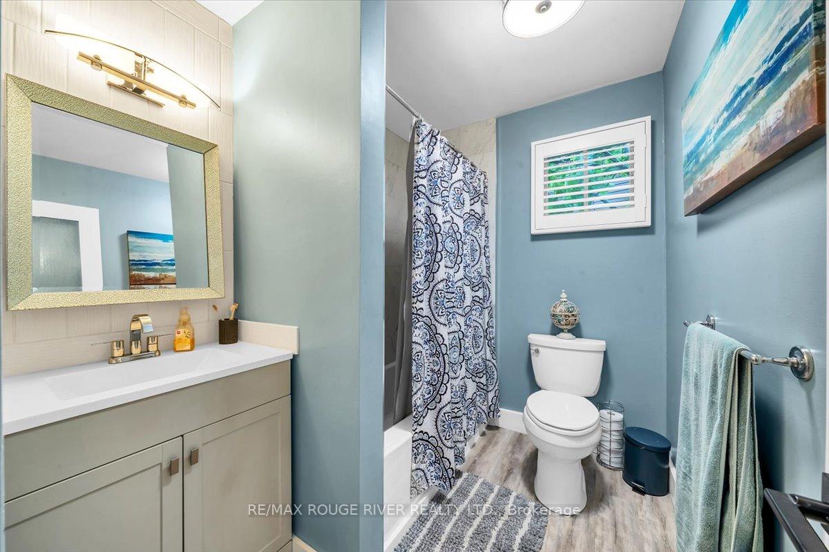 Photo 28 of 716 Stonepath Circle, Pickering, Amberlea — HOMEH