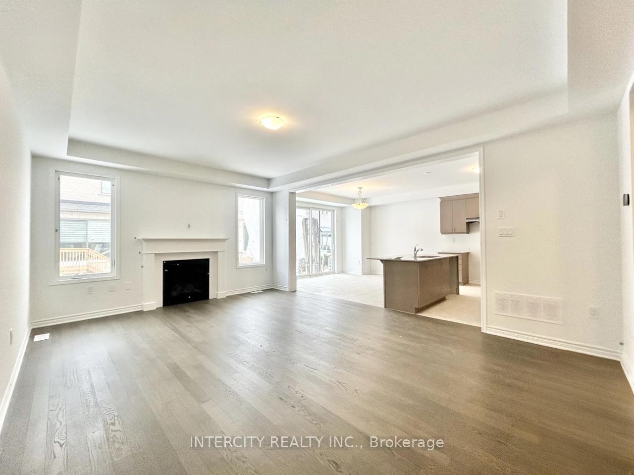 Photo 4 of 265 Marigold Court, Milton, Walker — HOMEH