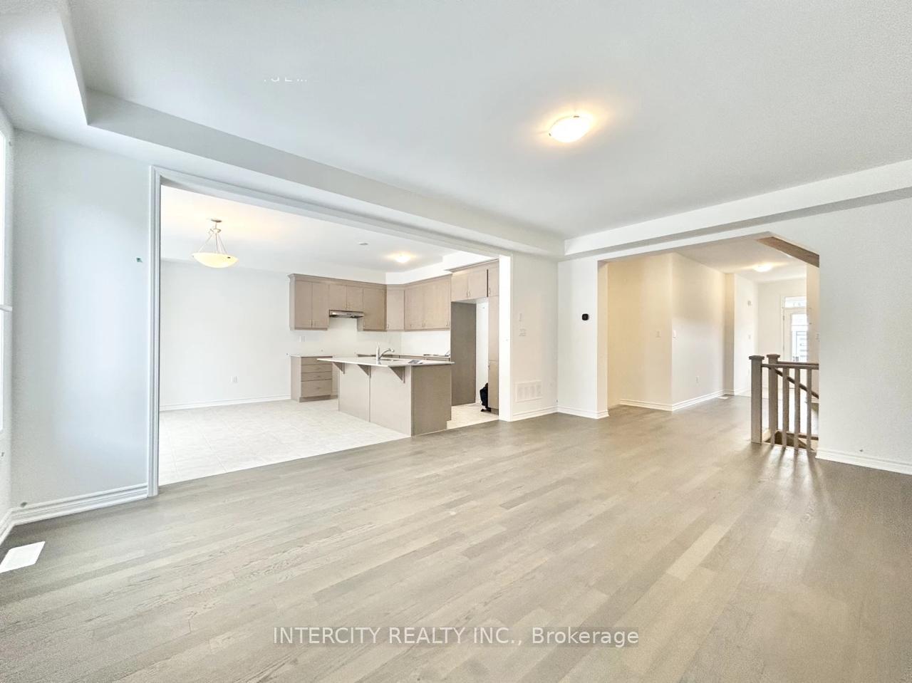 Photo 5 of 265 Marigold Court, Milton, Walker — HOMEH