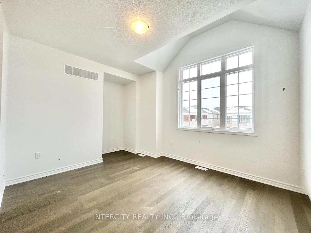 Photo 15 of 265 Marigold Court, Milton, Walker — HOMEH