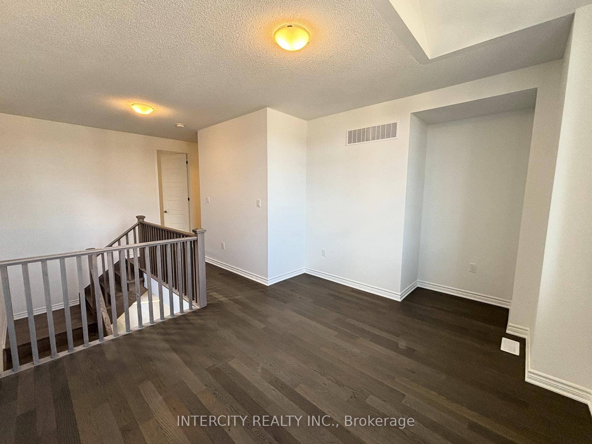 Photo 16 of 265 Marigold Court, Milton, Walker — HOMEH