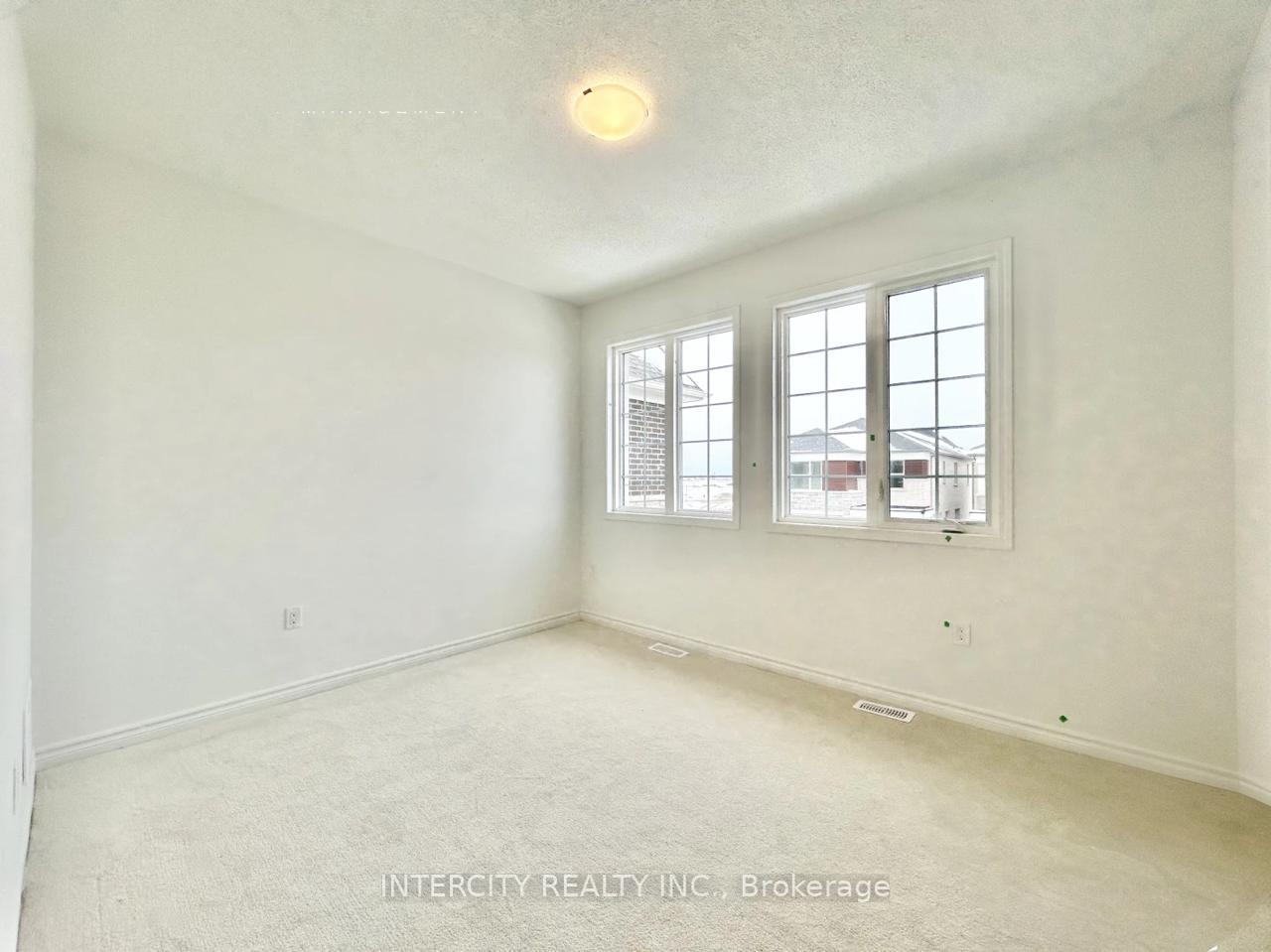 Photo 17 of 265 Marigold Court, Milton, Walker — HOMEH