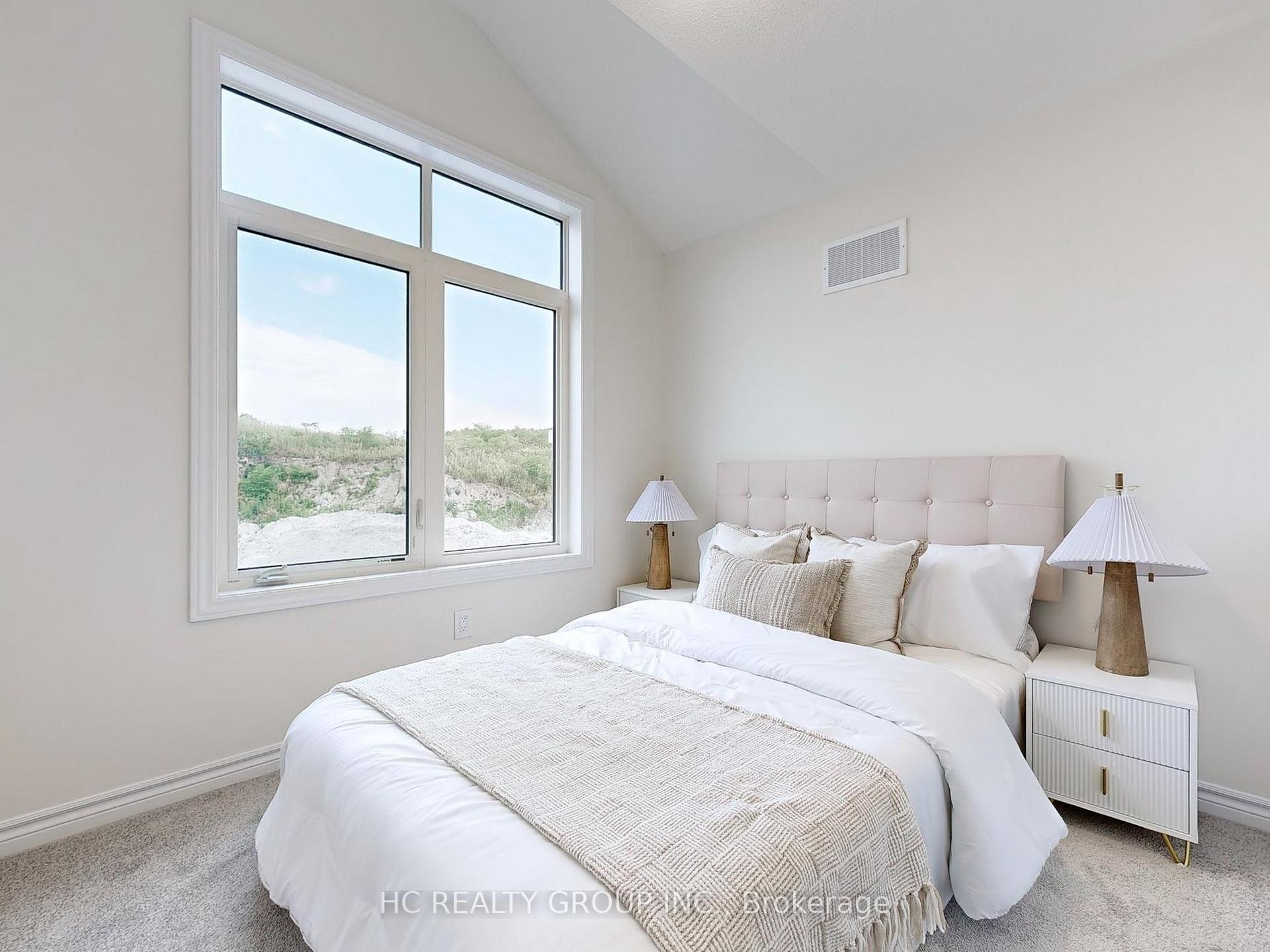 Photo 27 of 675 Ribstone Court, Oshawa, Pinecrest — HOMEH