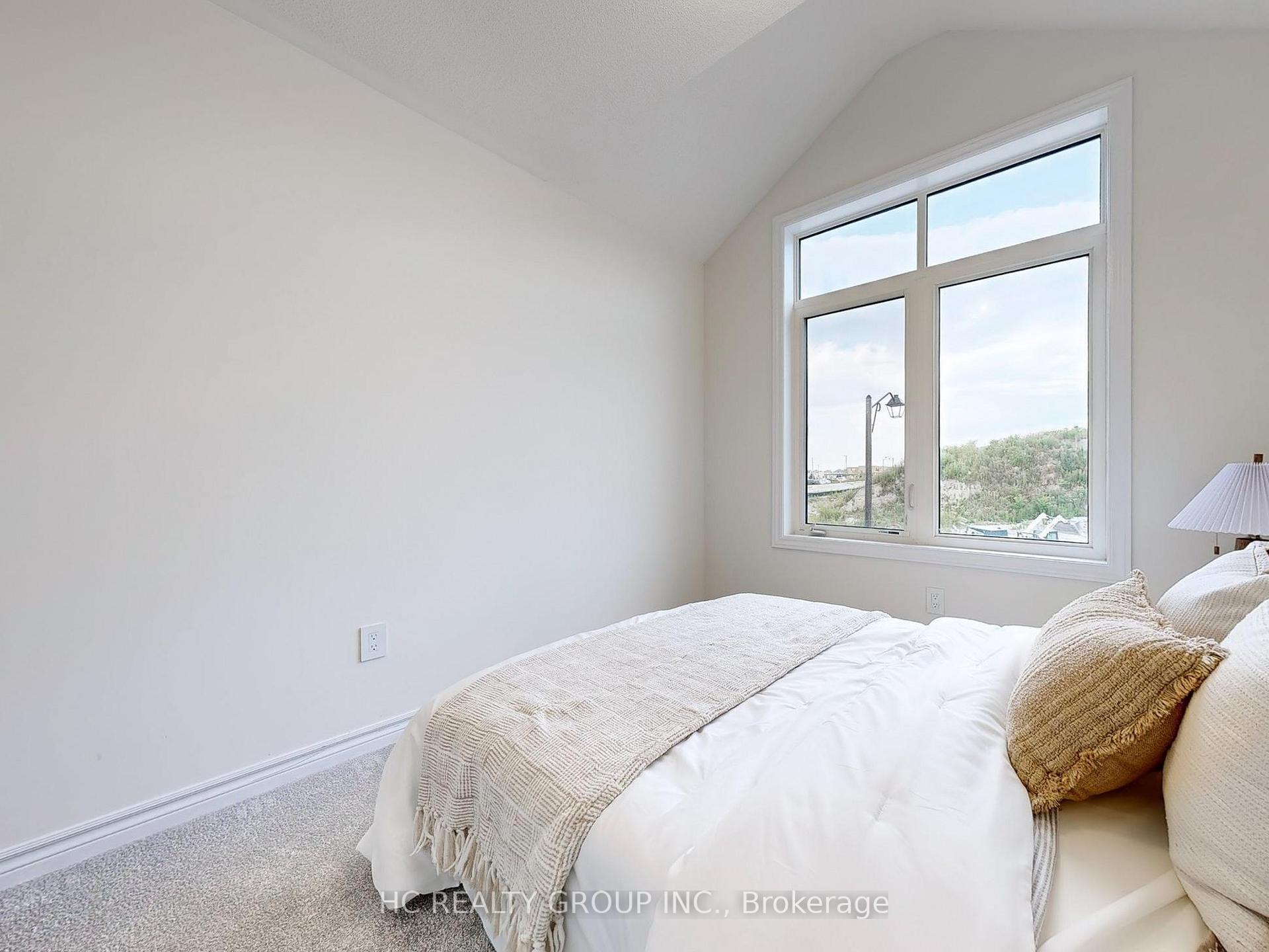 Photo 29 of 675 Ribstone Court, Oshawa, Pinecrest — HOMEH