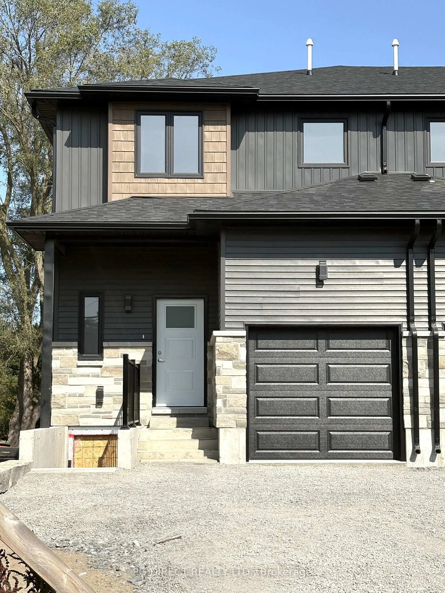 Photo 2 of 89 Maclellan Avenue, Quinte West, Trenton Ward — HOMEH