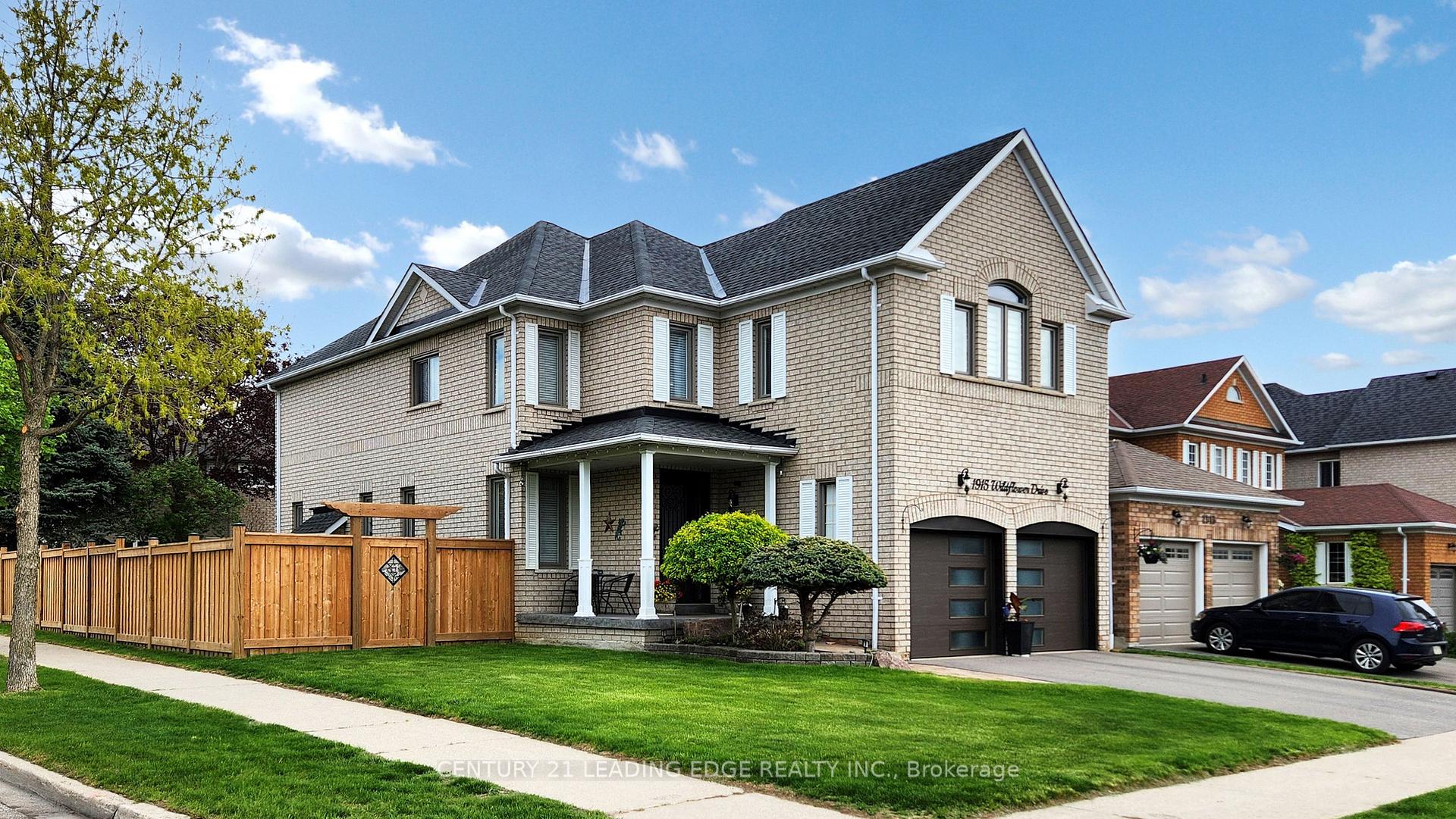 Photo 2 of 1915 Wildflower Drive, Pickering, Amberlea — HOMEH
