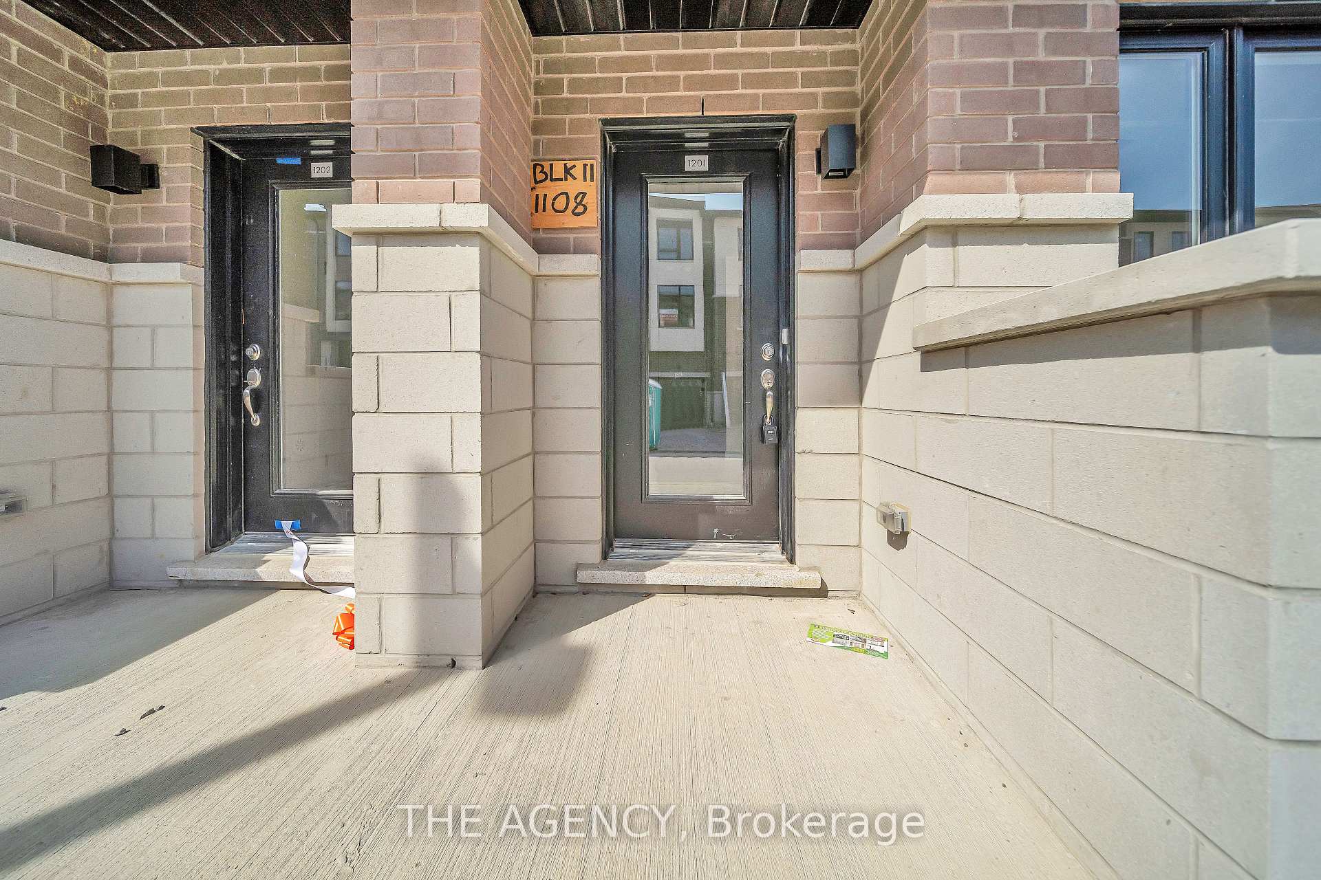 Photo 3 of Unit 1201, 1695 Dersan Street, Pickering, Duffin Heights — HOMEH