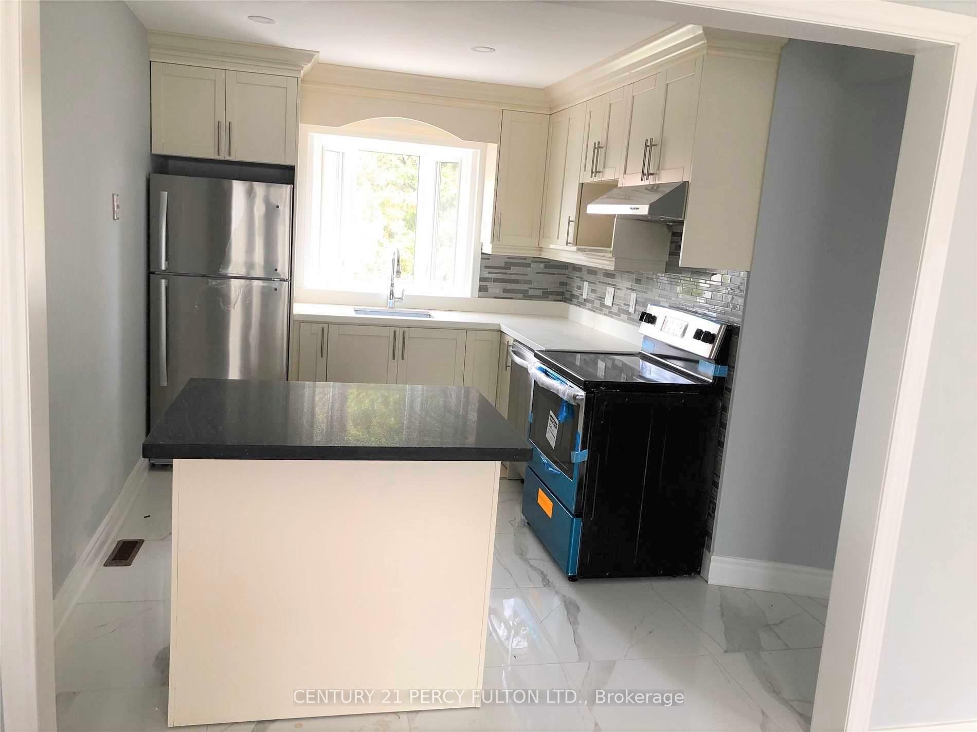 Photo 4 of 246 Baldwin Street, Oshawa, Donevan — HOMEH