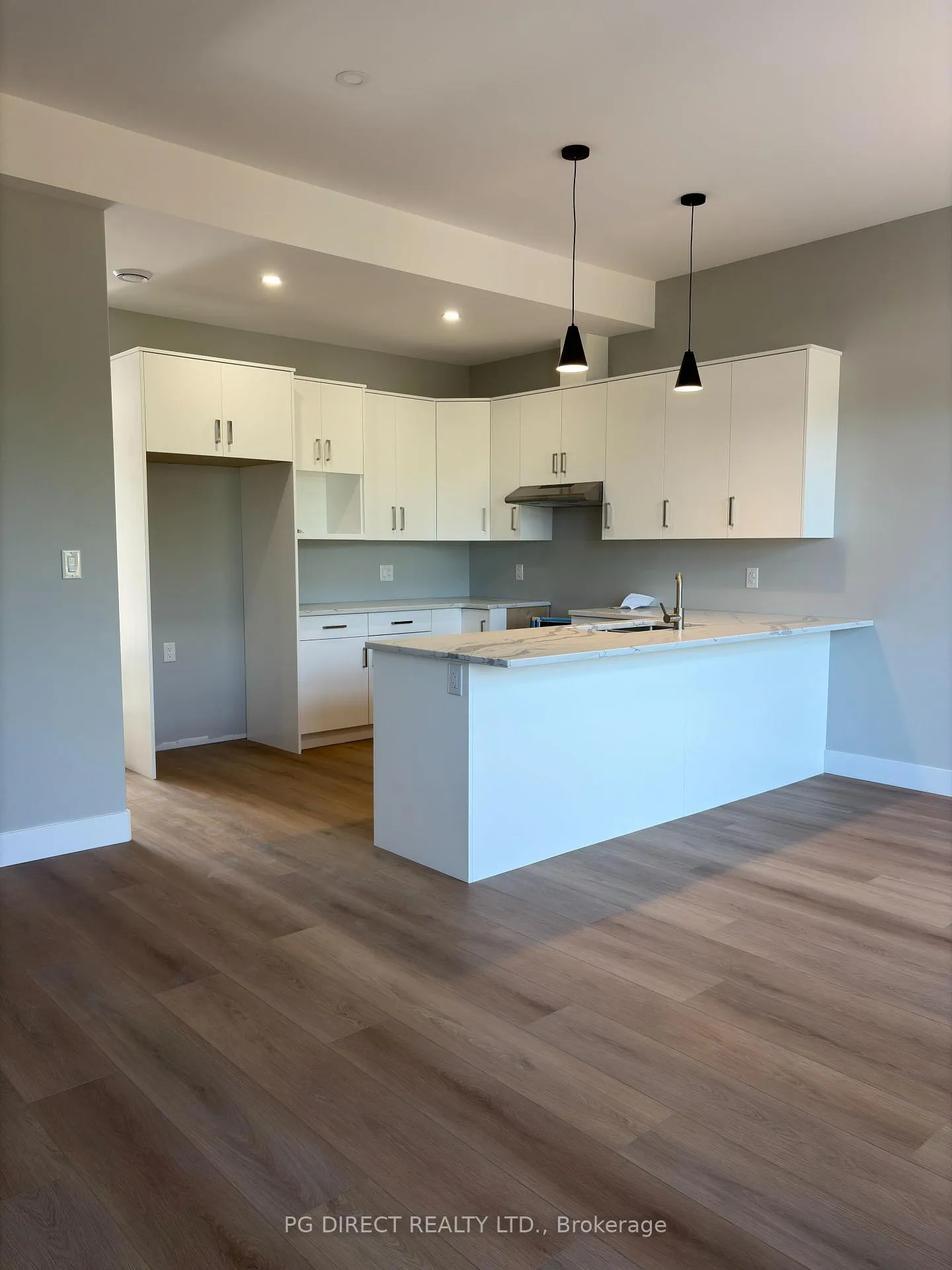 Photo 8 of 87 Maclellan Avenue, Quinte West, Trenton Ward — HOMEH