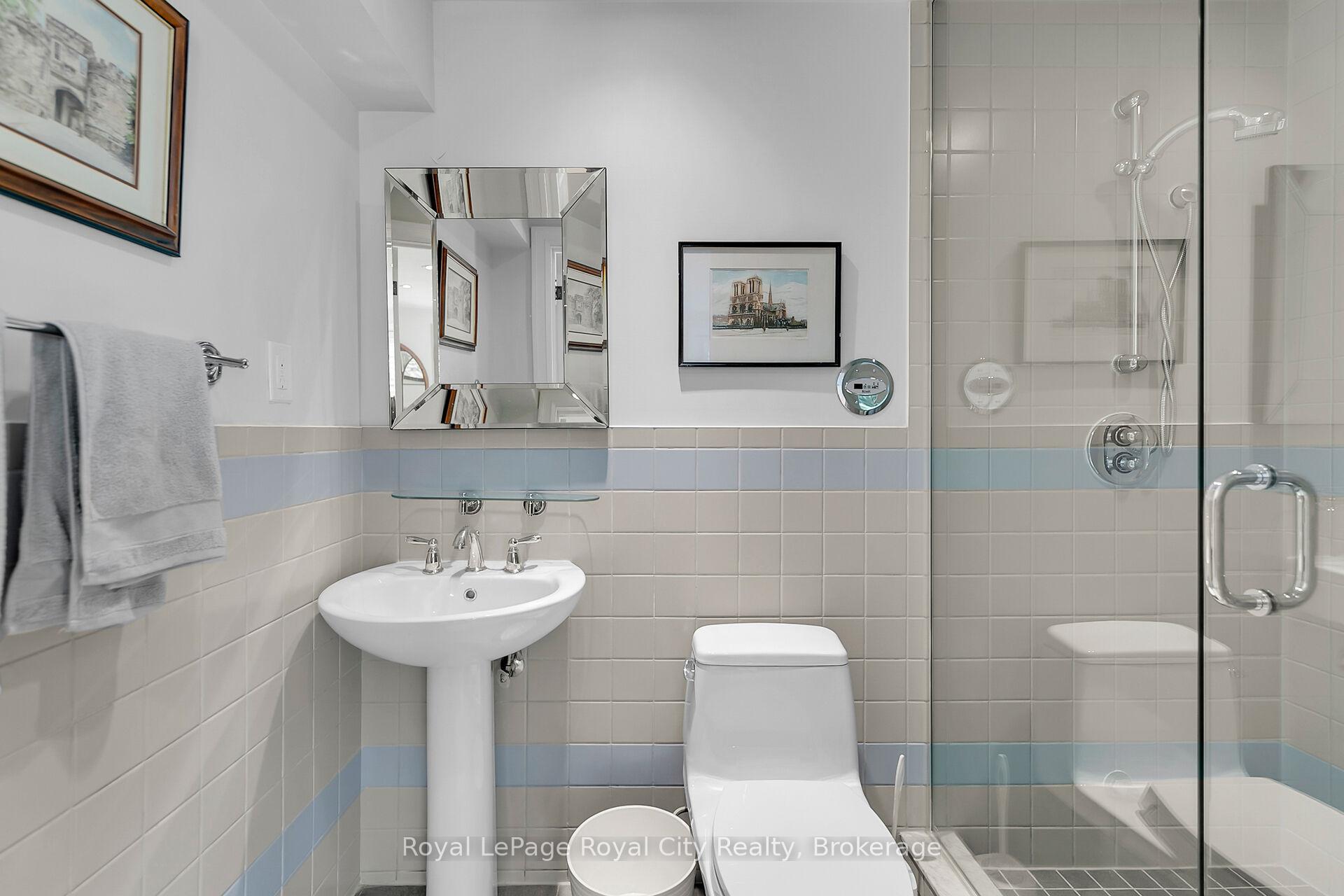 Photo 32 of 54 Aberfoyle Mill Crescent, Puslinch, Aberfoyle — HOMEH