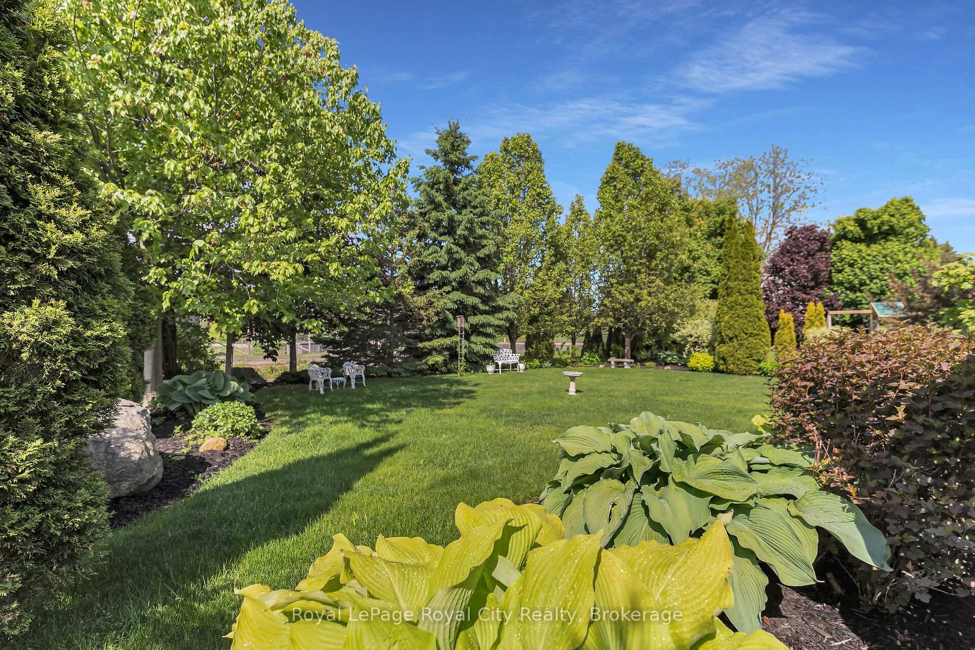 Photo 42 of 54 Aberfoyle Mill Crescent, Puslinch, Aberfoyle — HOMEH