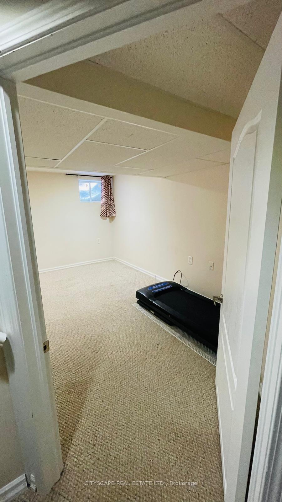 Photo 2 of Unit Bsmt, 830 Gifford Crescent, Milton, Coates — HOMEH