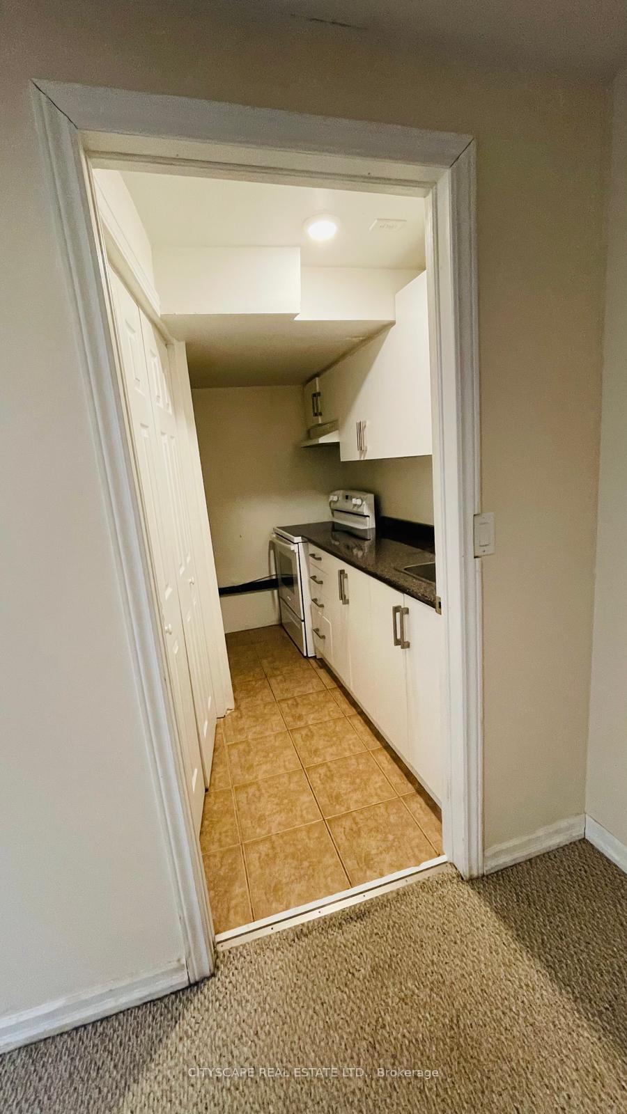 Photo 13 of Unit Bsmt, 830 Gifford Crescent, Milton, Coates — HOMEH