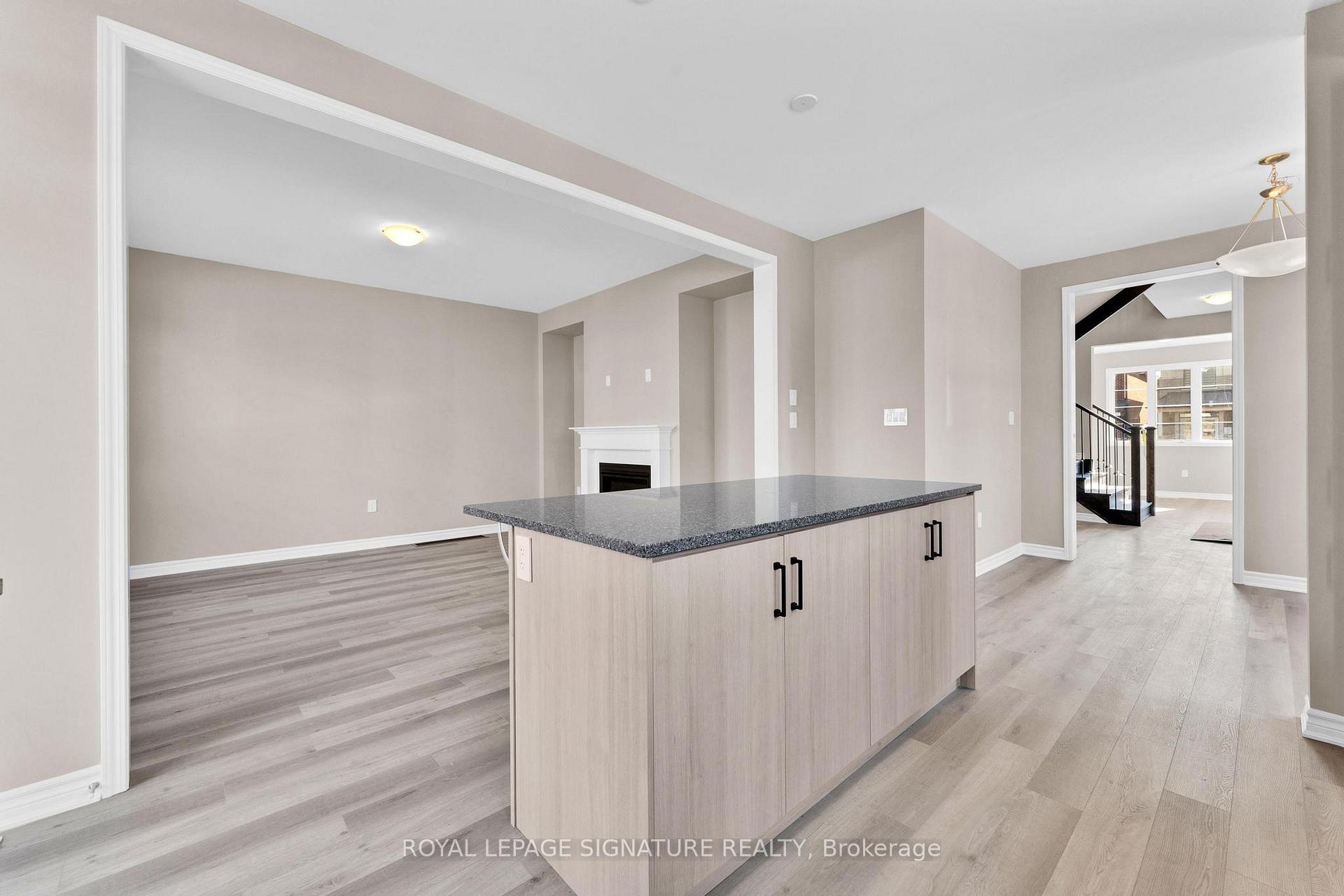 Photo 11 of 1237 Ferguson Drive, Milton, Bowes — HOMEH