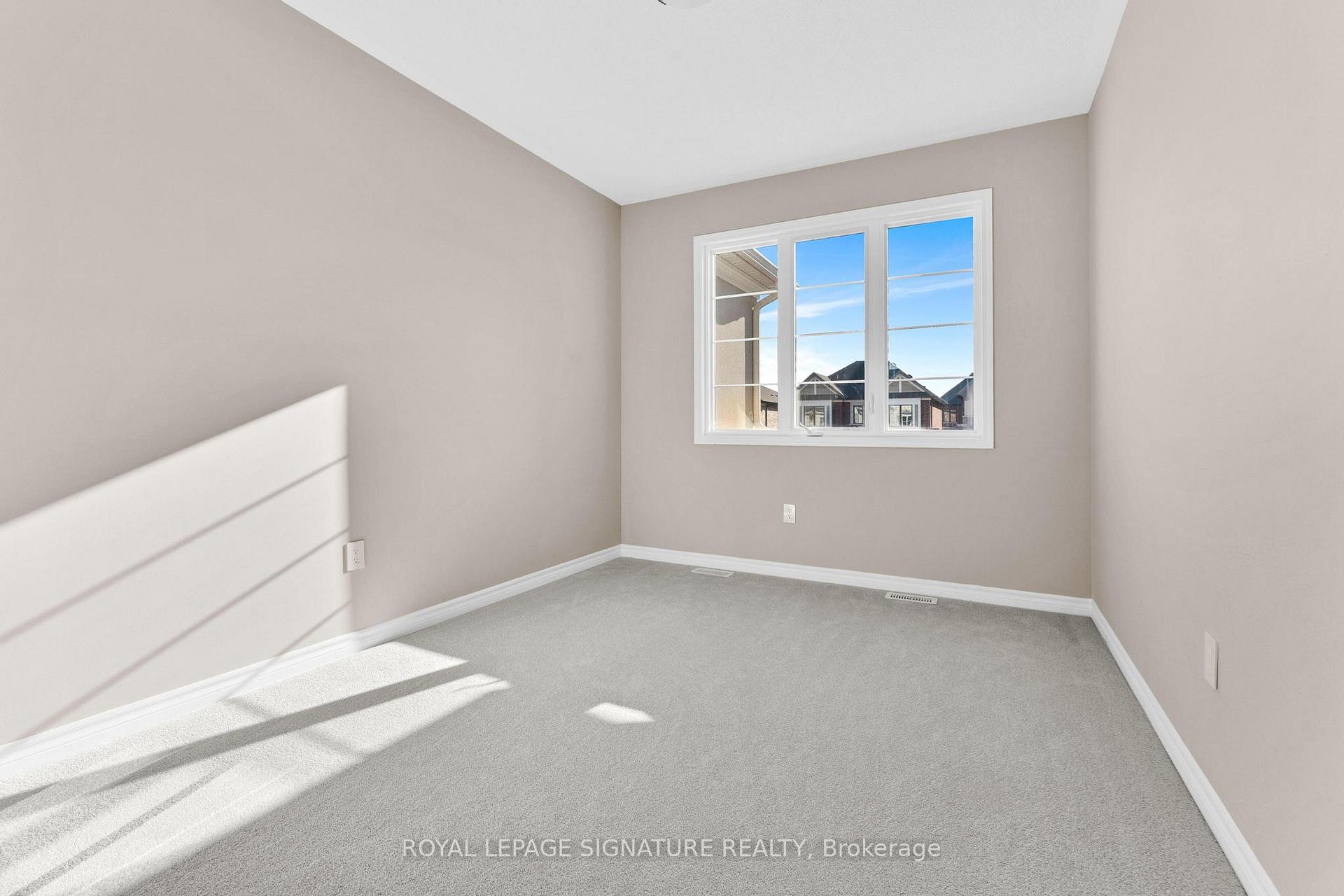 Photo 23 of 1237 Ferguson Drive, Milton, Bowes — HOMEH