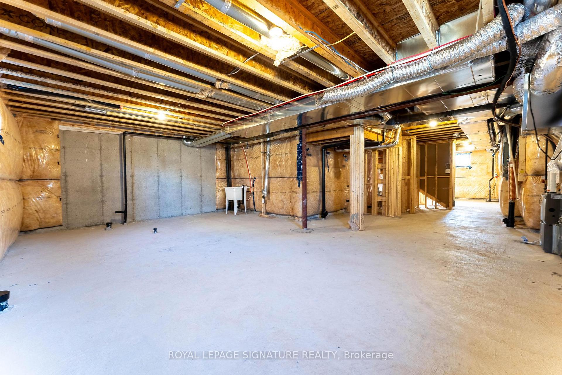 Photo 29 of 1237 Ferguson Drive, Milton, Bowes — HOMEH