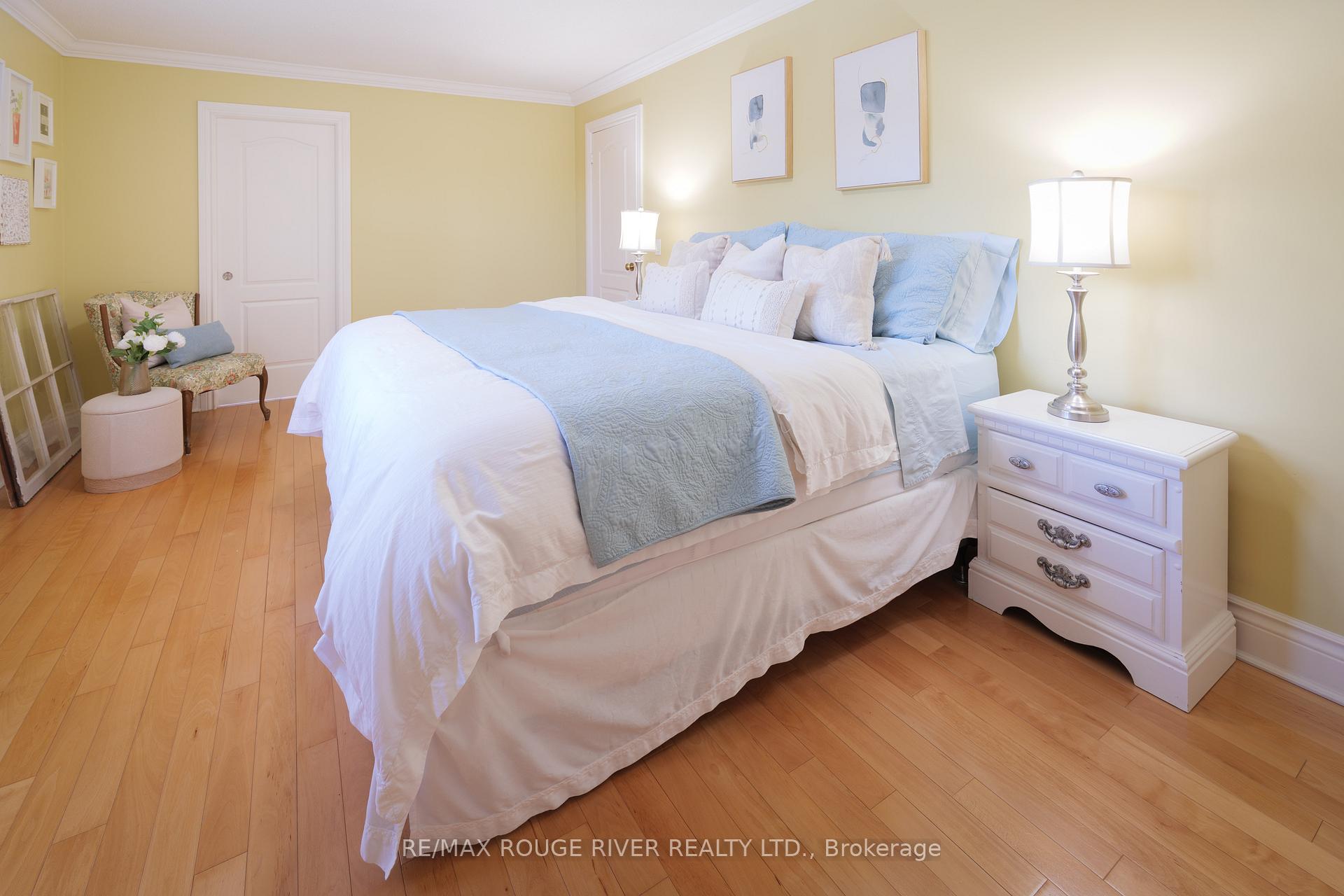 Photo 16 of 1523 Saugeen Drive, Pickering, Amberlea — HOMEH
