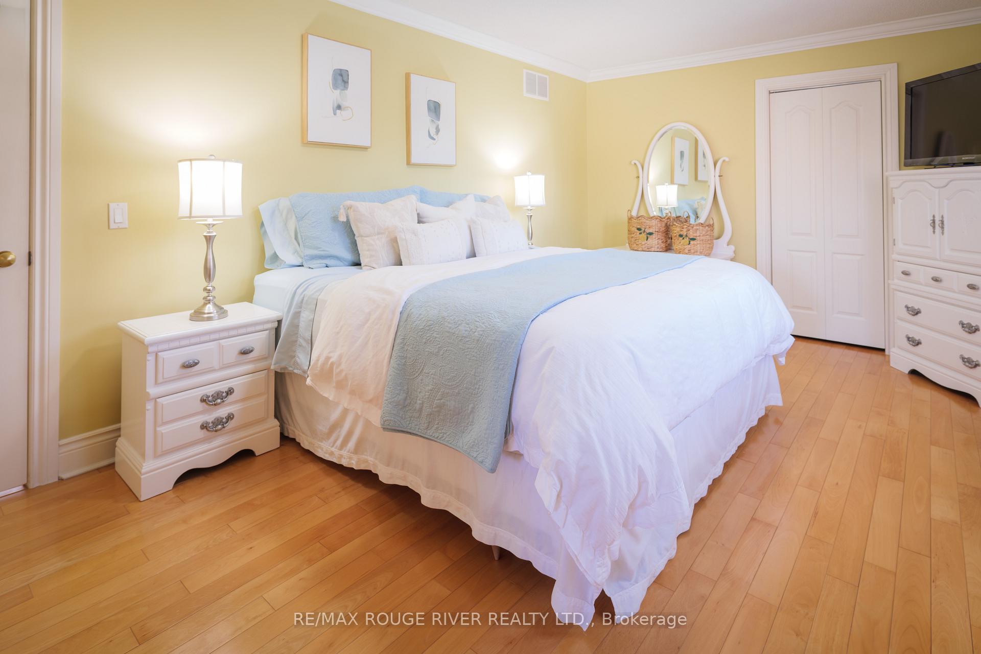 Photo 21 of 1523 Saugeen Drive, Pickering, Amberlea — HOMEH