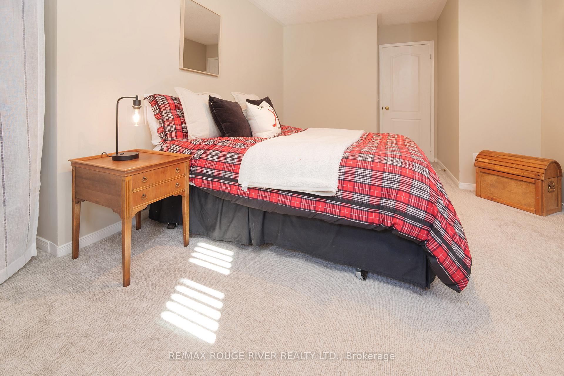 Photo 27 of 1523 Saugeen Drive, Pickering, Amberlea — HOMEH