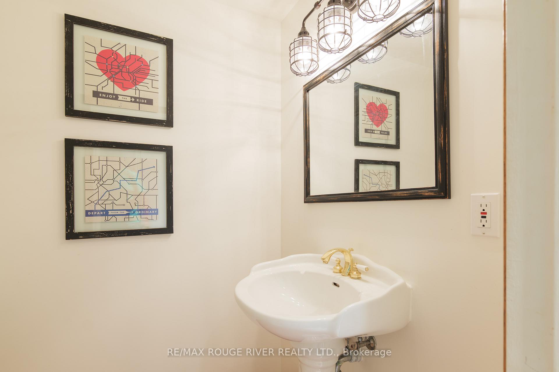 Photo 37 of 1523 Saugeen Drive, Pickering, Amberlea — HOMEH