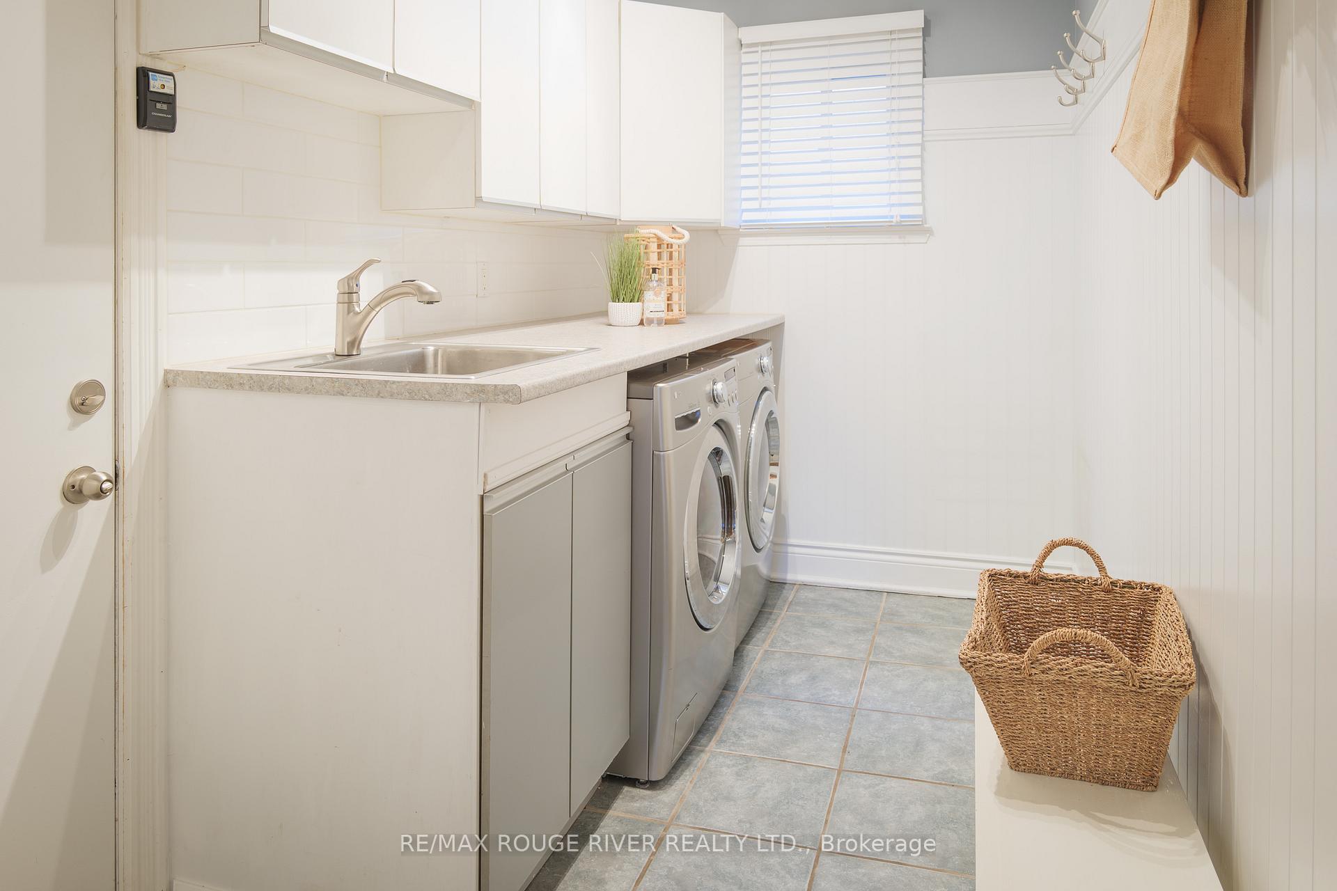 Photo 38 of 1523 Saugeen Drive, Pickering, Amberlea — HOMEH