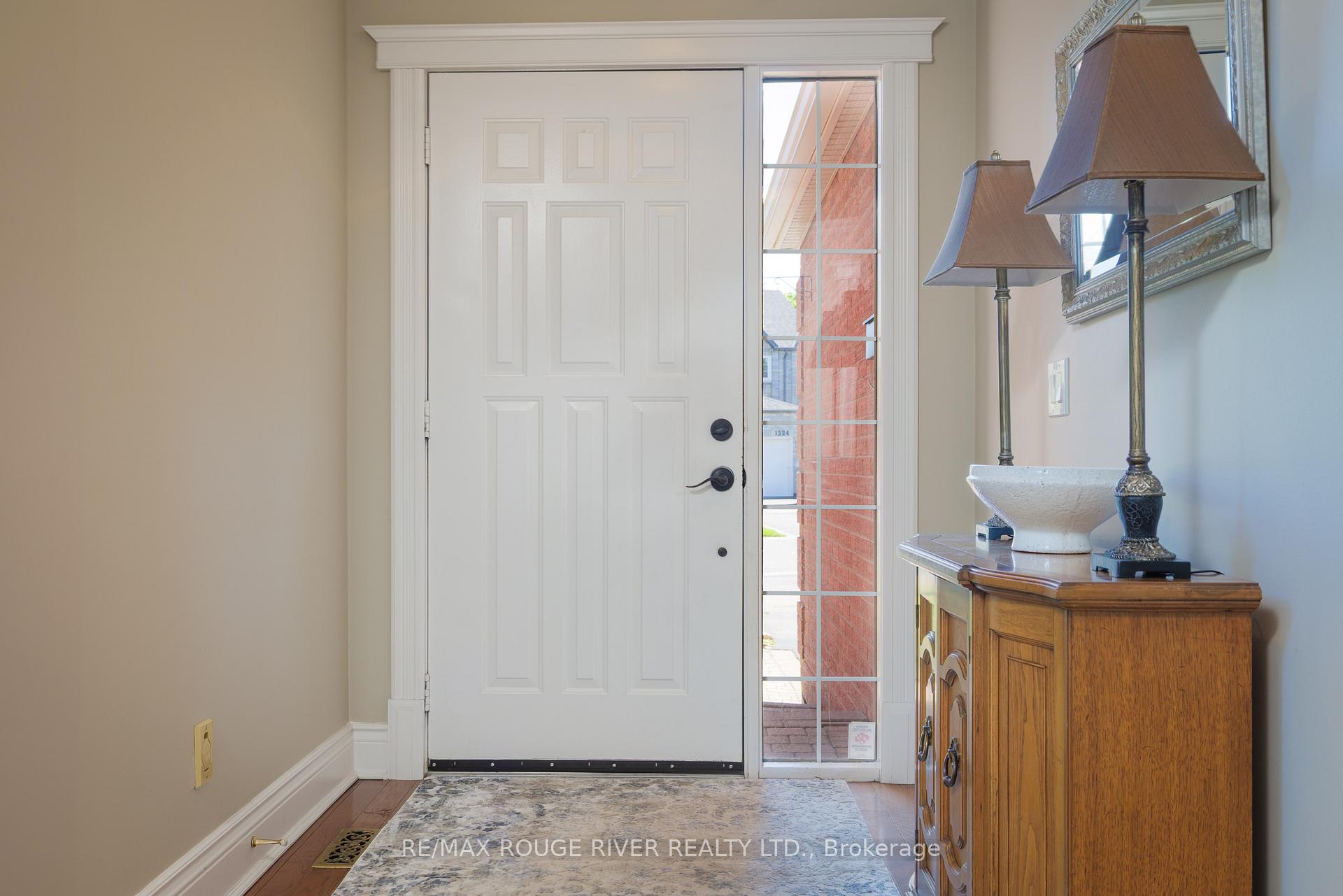 Photo 46 of 1523 Saugeen Drive, Pickering, Amberlea — HOMEH