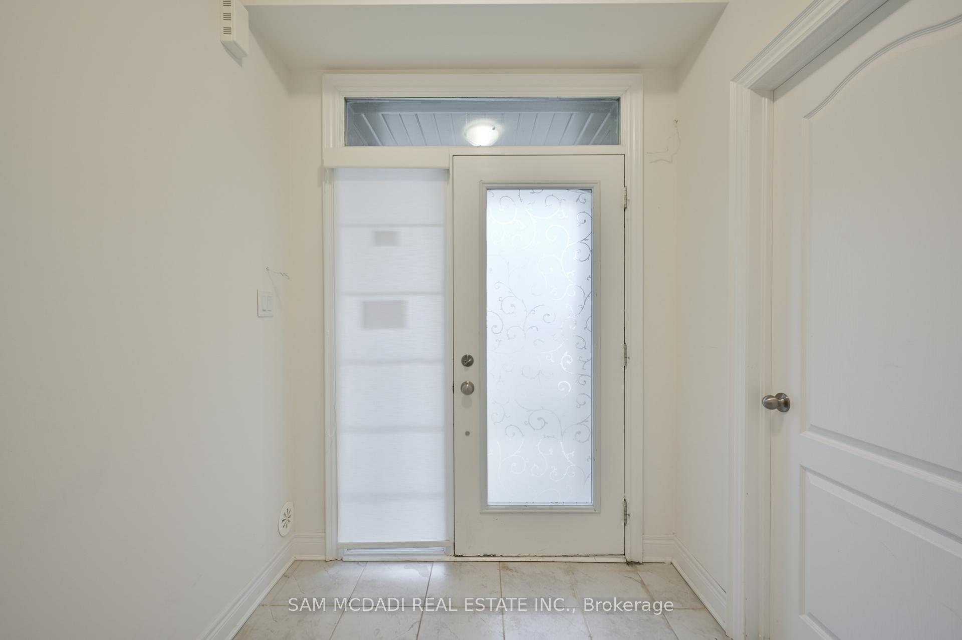 Photo 2 of 1443 Clarriage Court, Milton, Ford — HOMEH