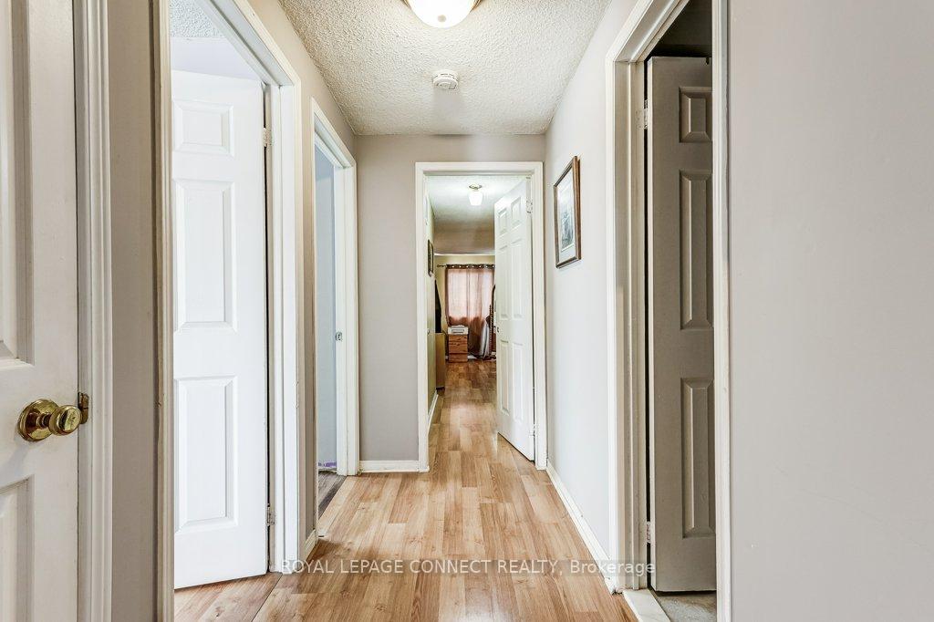 Photo 16 of 933 Redbird Crescent, Pickering, Liverpool — HOMEH