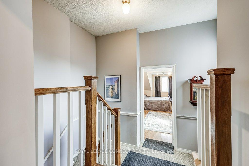 Photo 27 of 933 Redbird Crescent, Pickering, Liverpool — HOMEH