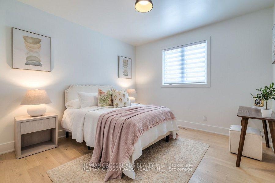 Photo 24 of 696 Hillview Crescent, Pickering, West Shore — HOMEH
