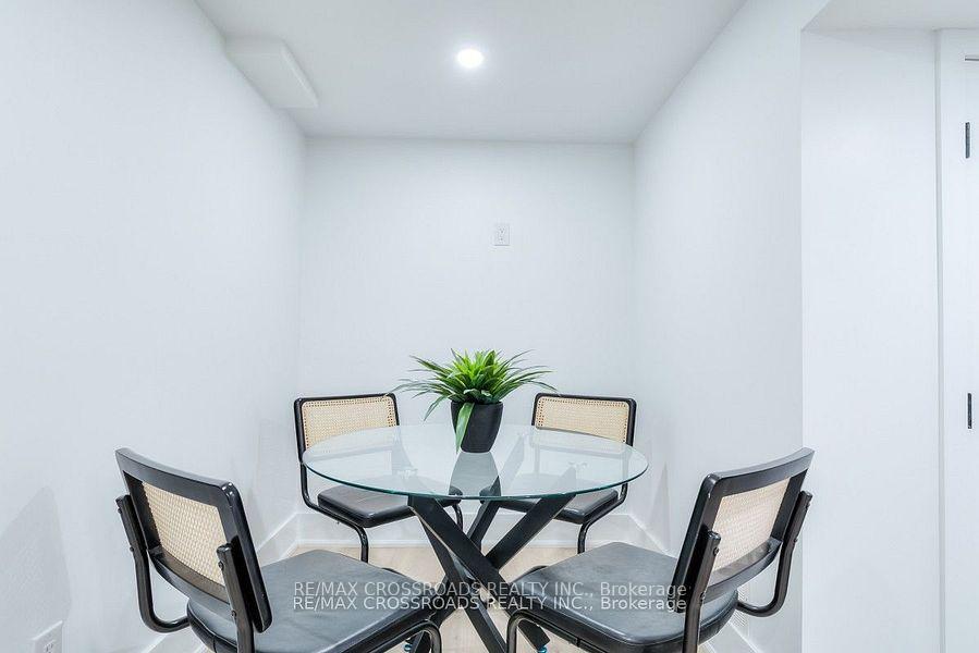 Photo 35 of 696 Hillview Crescent, Pickering, West Shore — HOMEH
