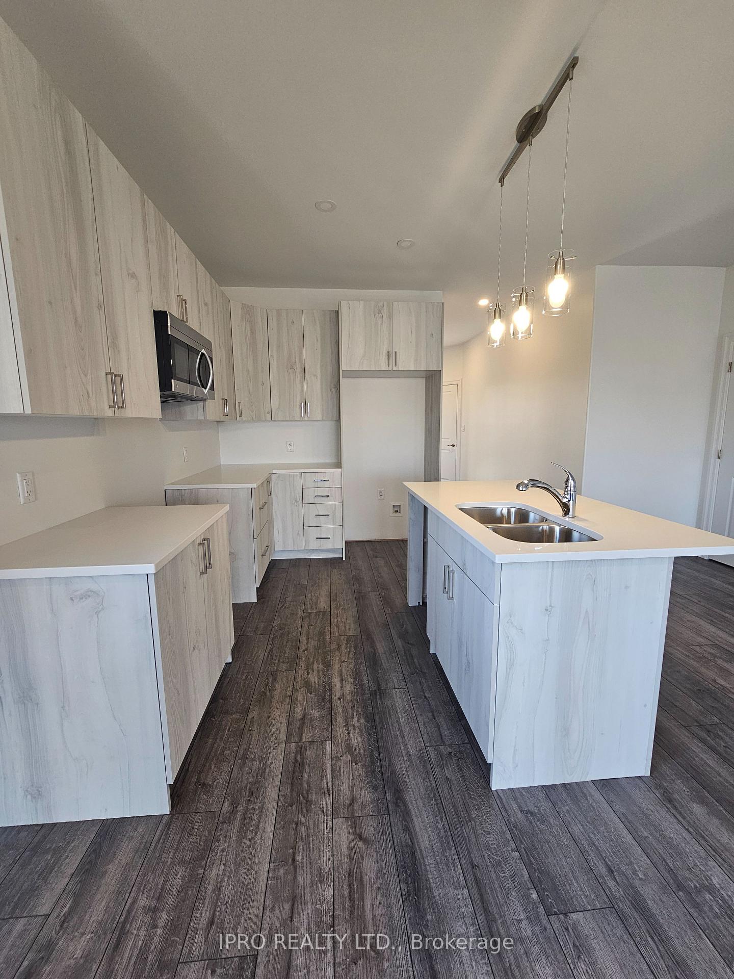 Photo 6 of 17 Beasley Crescent, Prince Edward County, Hallowell Ward — HOMEH