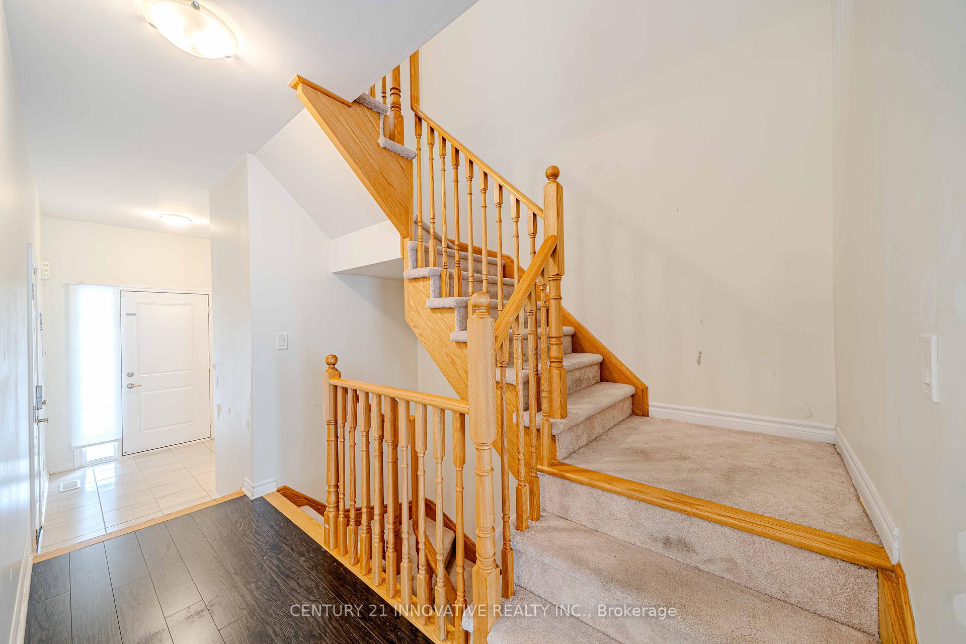 Photo 8 of 2462 Steeplechase Street, Oshawa, Windfields — HOMEH