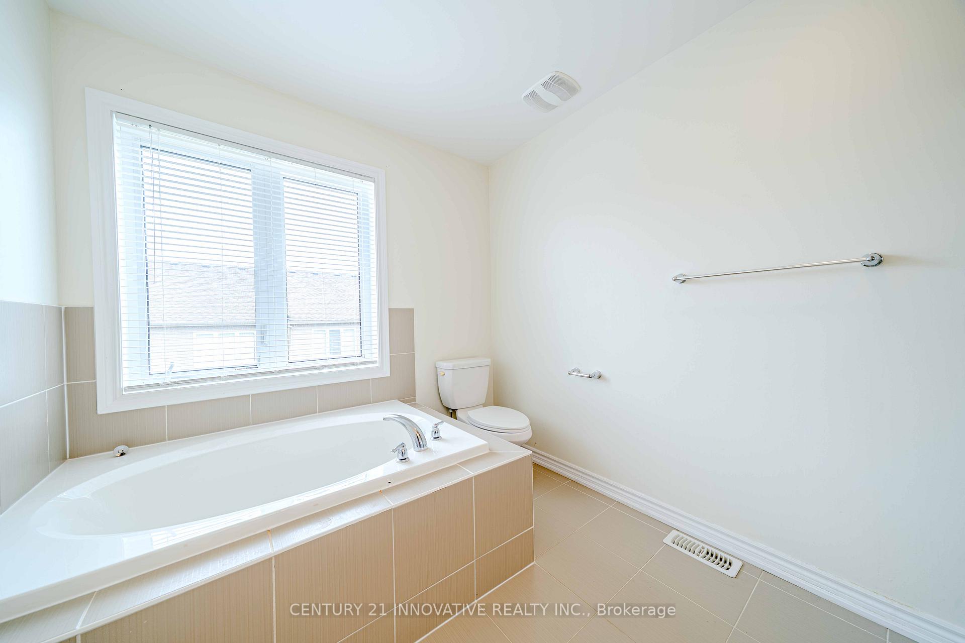 Photo 27 of 2462 Steeplechase Street, Oshawa, Windfields — HOMEH