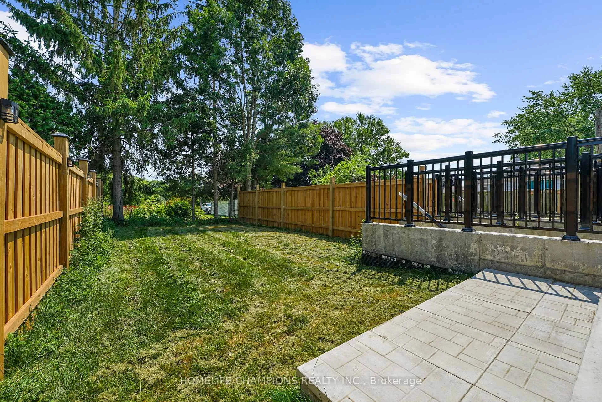 Photo 36 of 129 Guelph Street, Oshawa, Donevan — HOMEH