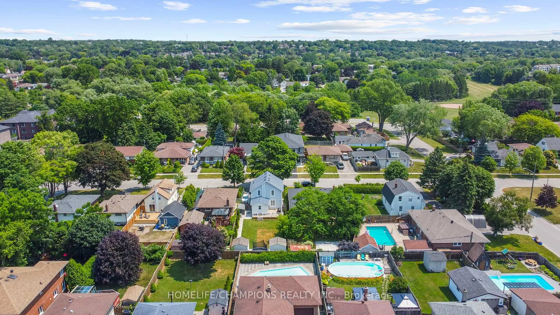 Photo 42 of 129 Guelph Street, Oshawa, Donevan — HOMEH