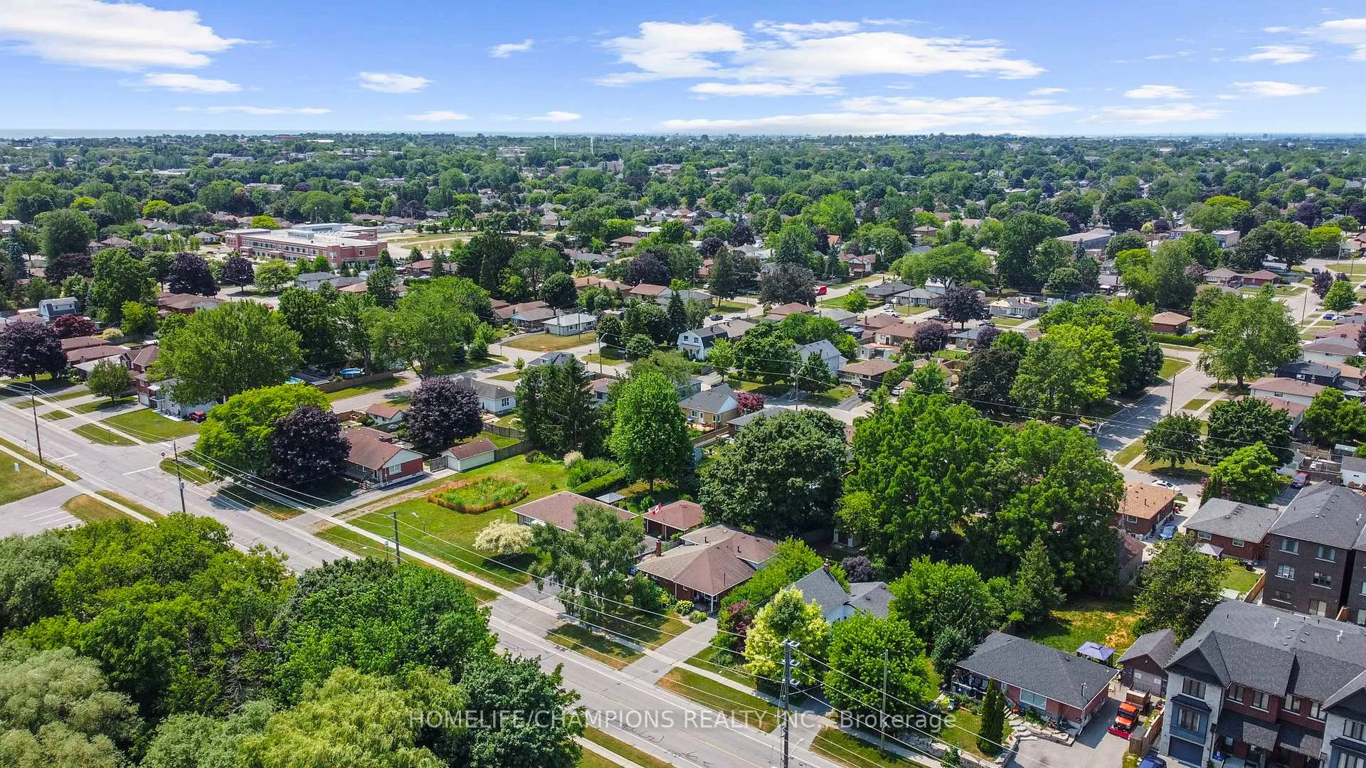 Photo 45 of 129 Guelph Street, Oshawa, Donevan — HOMEH