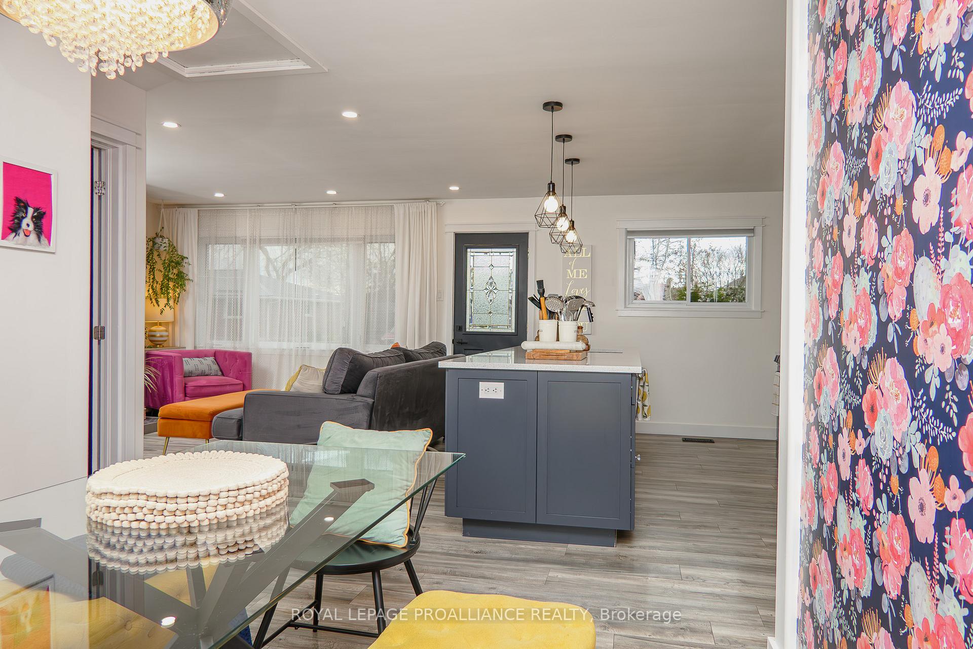 Photo 15 of 37 Leopold Street, Quinte West, Trenton Ward — HOMEH