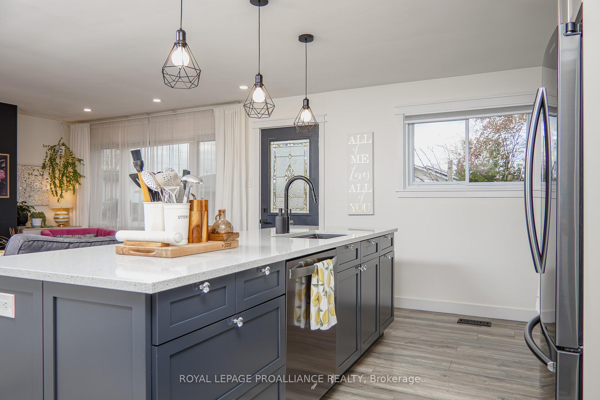 Photo 16 of 37 Leopold Street, Quinte West, Trenton Ward — HOMEH