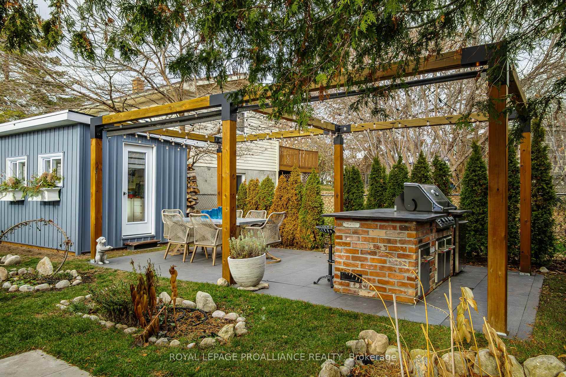 Photo 38 of 37 Leopold Street, Quinte West, Trenton Ward — HOMEH