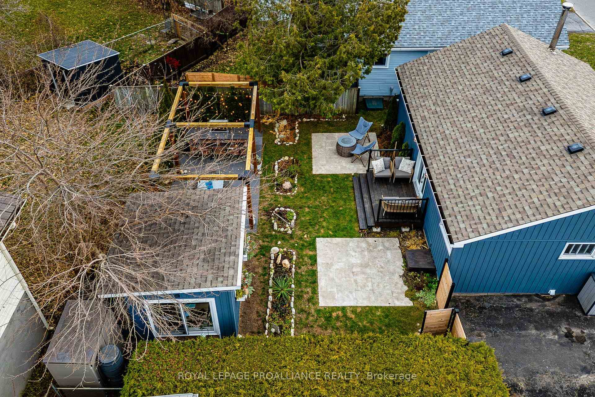 Photo 42 of 37 Leopold Street, Quinte West, Trenton Ward — HOMEH