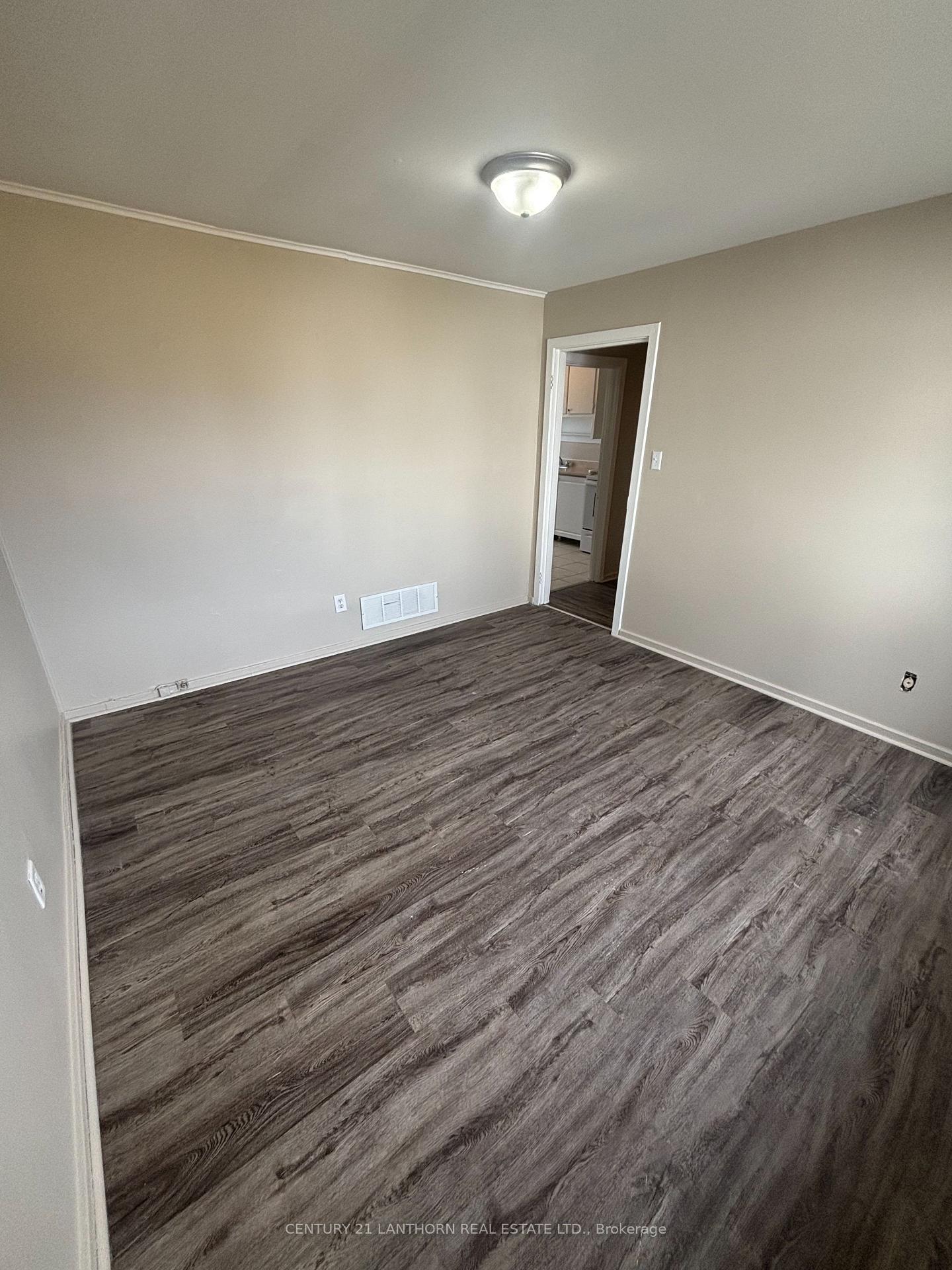 Photo 9 of 12 Caen Court, Prince Edward County, Hallowell Ward — HOMEH
