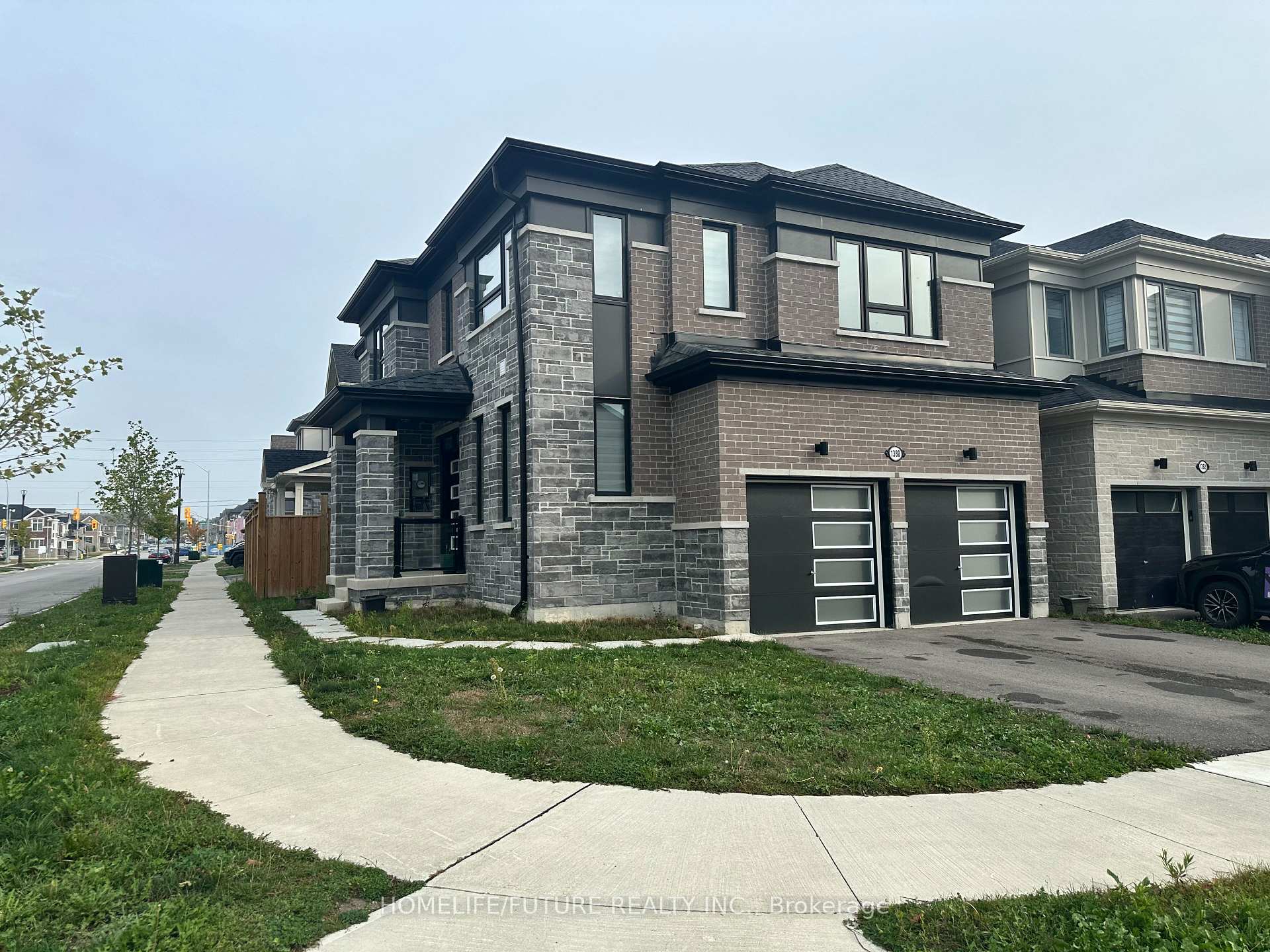 Photo 2 of 1380 Stillmeadow Lane, Pickering, Rural Pickering — HOMEH