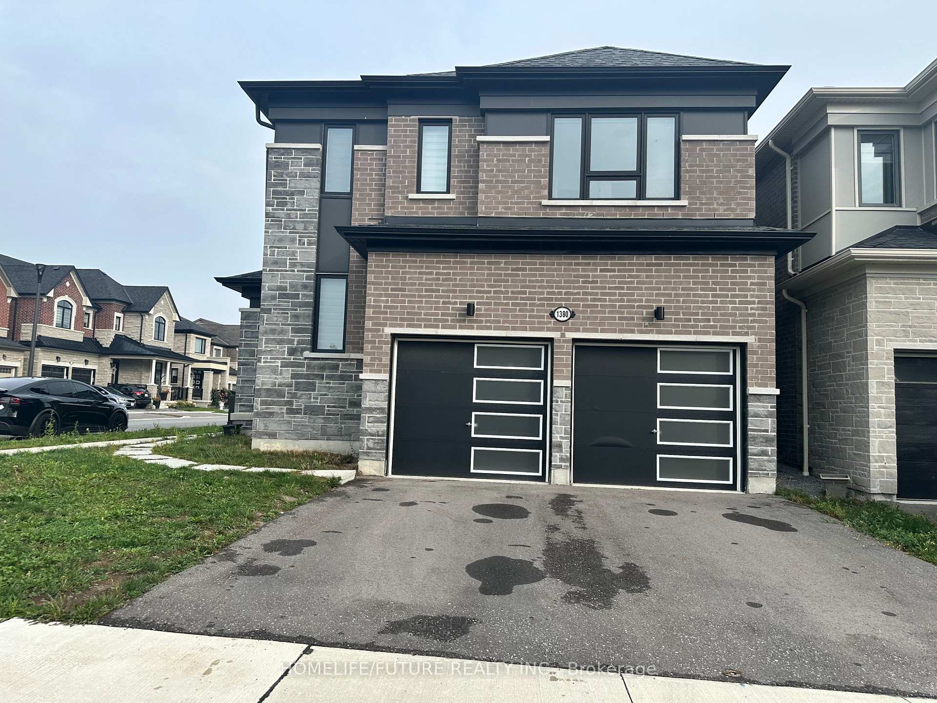 Photo 3 of 1380 Stillmeadow Lane, Pickering, Rural Pickering — HOMEH