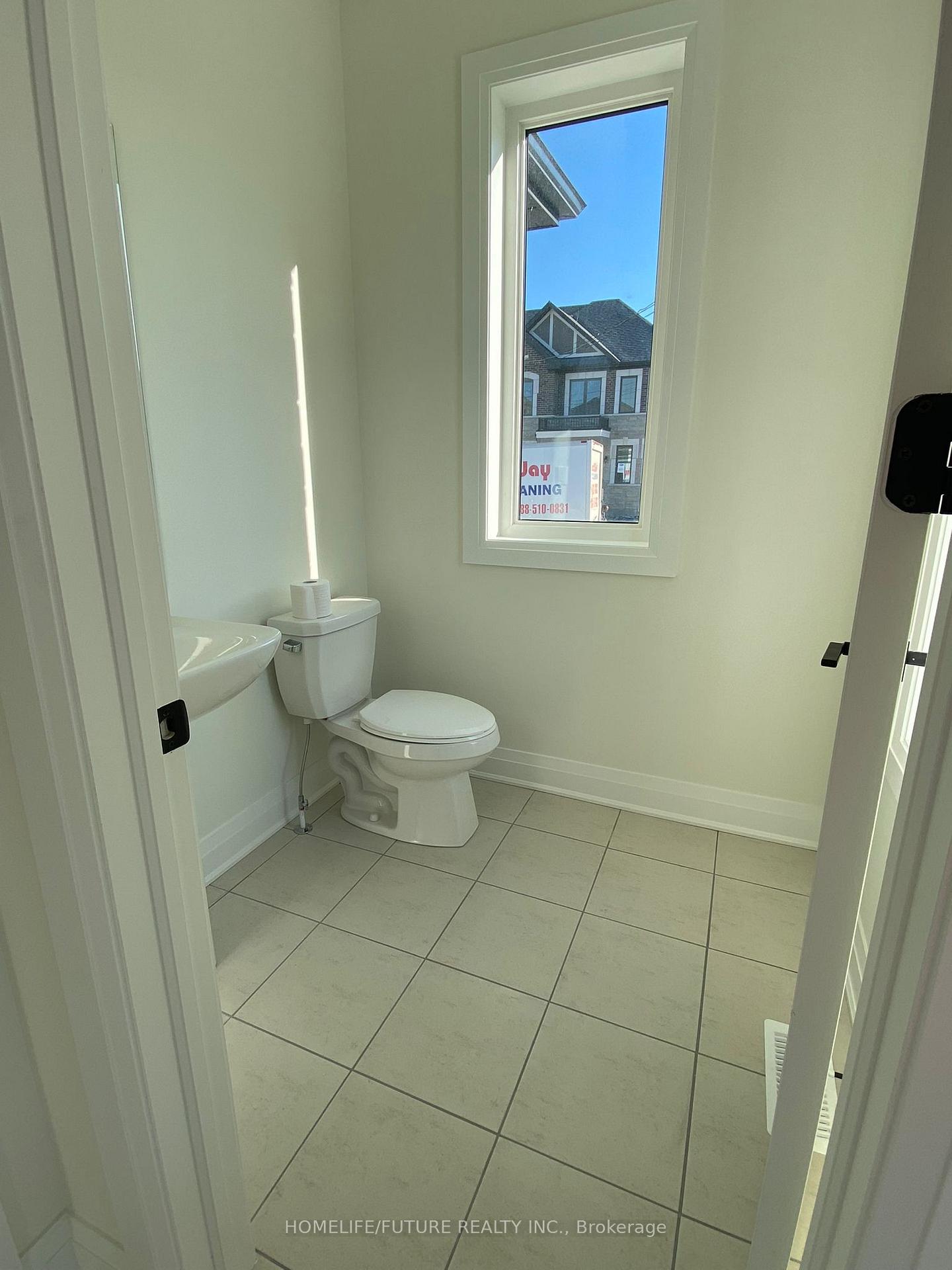 Photo 4 of 1380 Stillmeadow Lane, Pickering, Rural Pickering — HOMEH