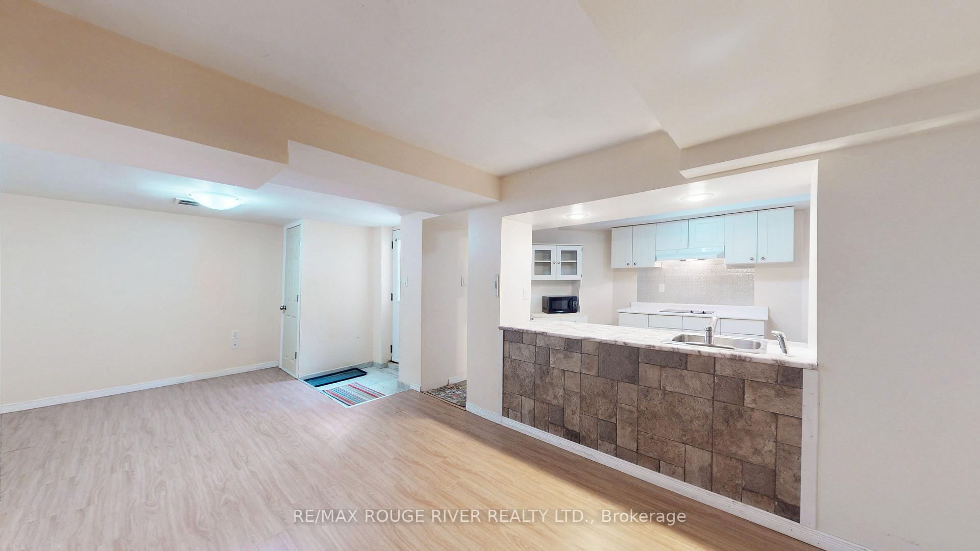 Photo 13 of Unit Bsmt, 1101 Windgrove Square, Pickering, Liverpool — HOMEH