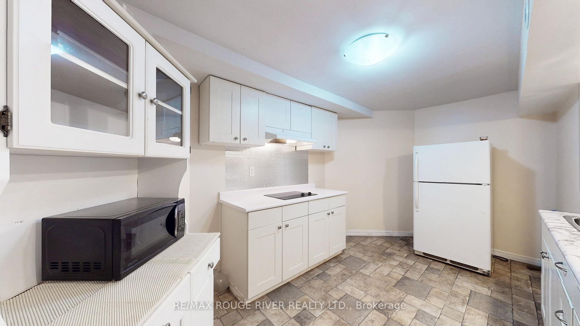 Photo 15 of Unit Bsmt, 1101 Windgrove Square, Pickering, Liverpool — HOMEH