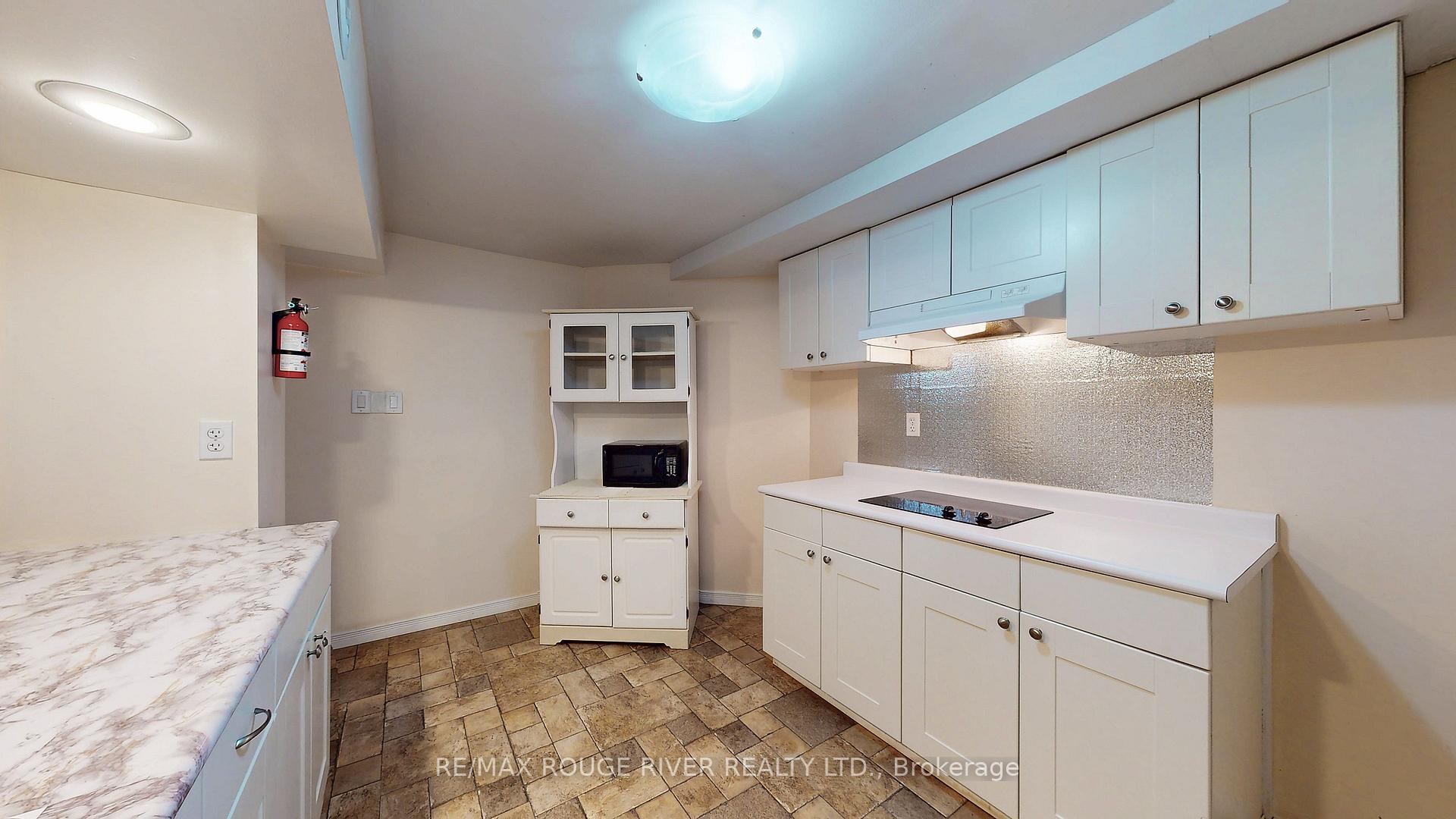 Photo 17 of Unit Bsmt, 1101 Windgrove Square, Pickering, Liverpool — HOMEH